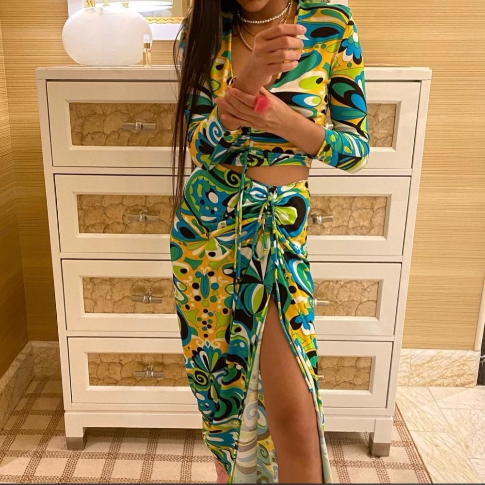 Zara 2 piece blouse & midi slit skirt retro style 70’s style print XS